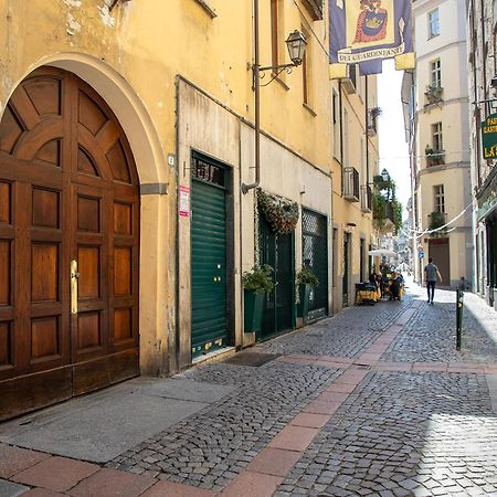 Dimora Dei Mercanti Suites Turín Exterior foto